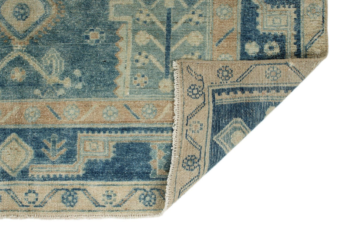 5x7 Ivory and Light Blue Persian Tribal Rug