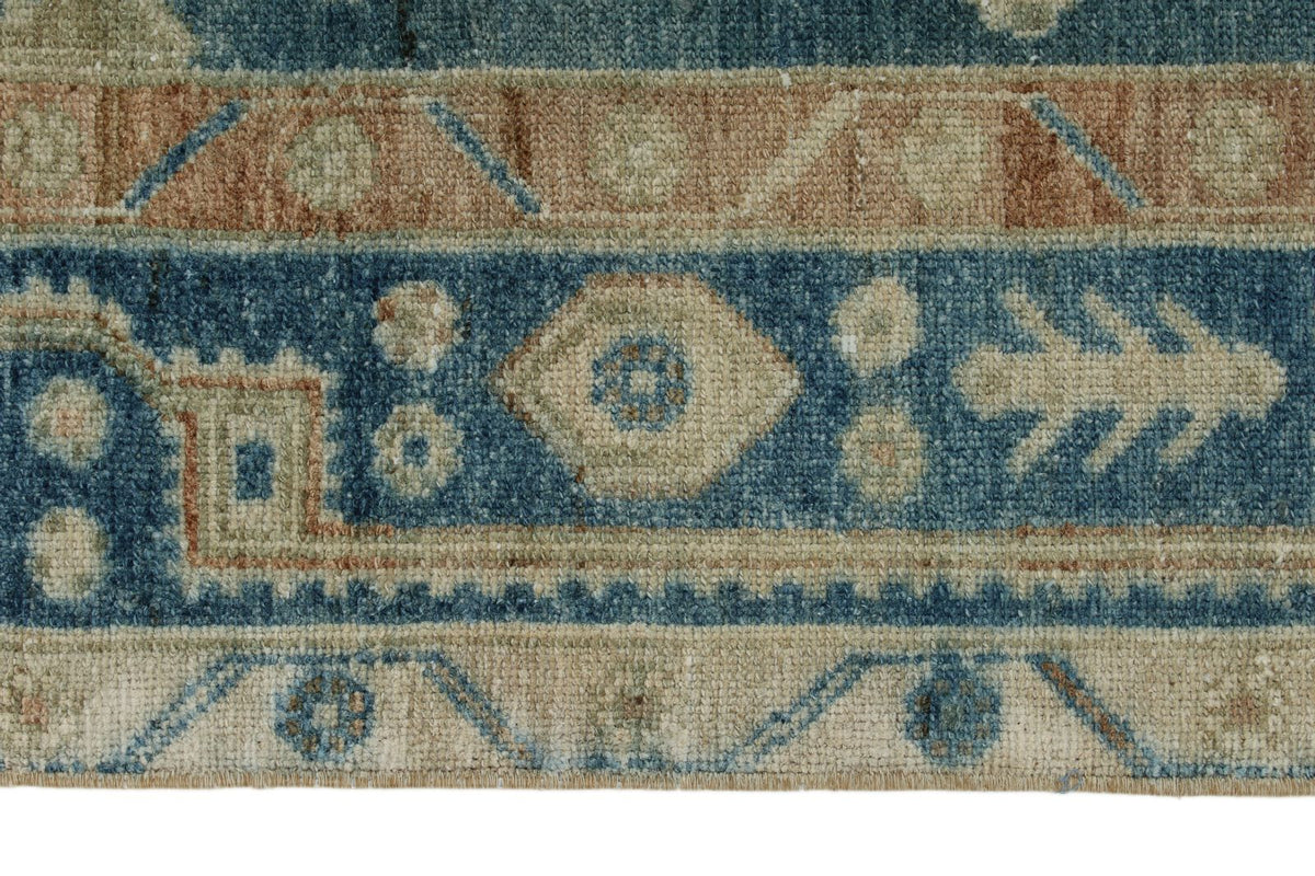 5x7 Ivory and Light Blue Persian Tribal Rug