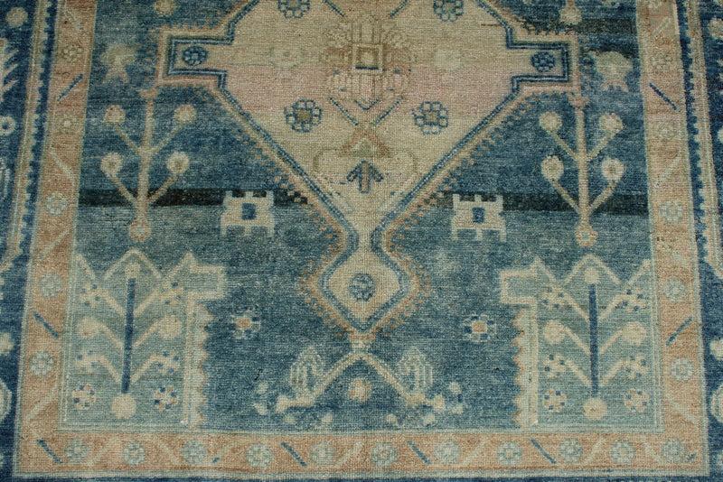 5x7 Ivory and Light Blue Persian Tribal Rug