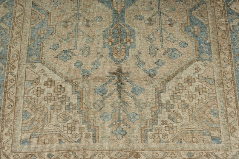 5x8 Ivory and Light Blue Persian Rug