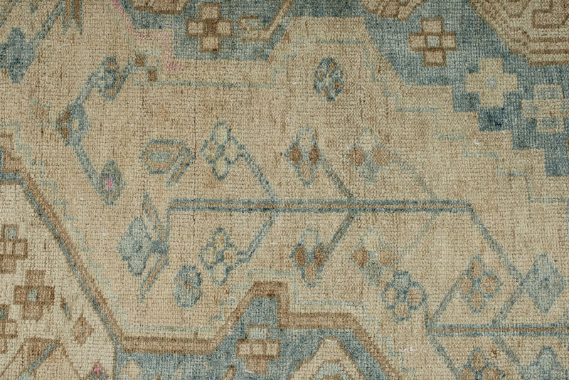 5x8 Ivory and Light Blue Persian Rug