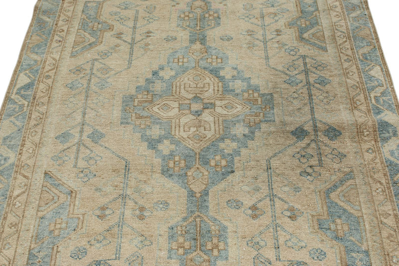 5x8 Ivory and Light Blue Persian Rug