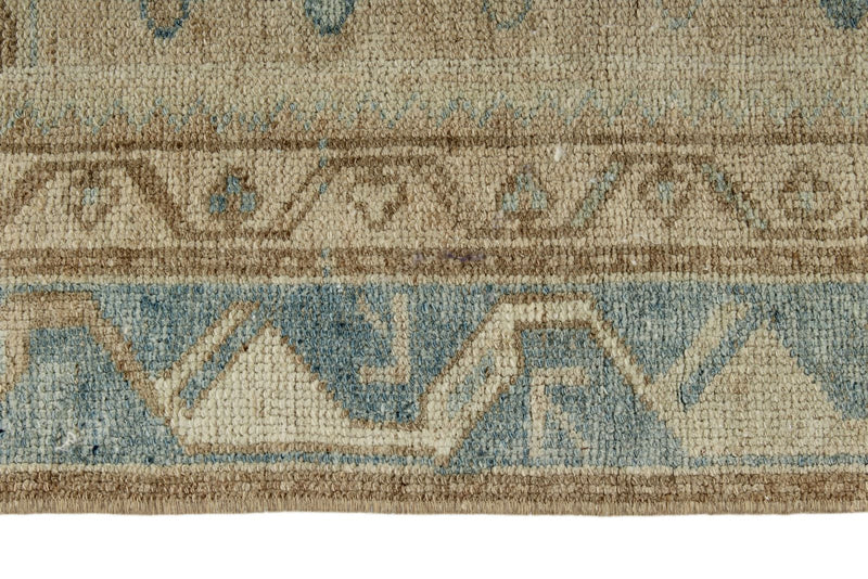 5x8 Ivory and Light Blue Persian Rug