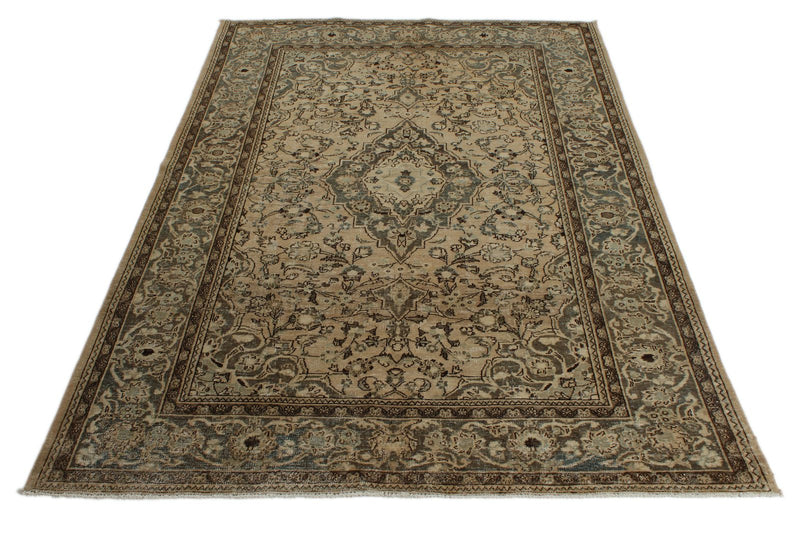 4x7 Beige and Gray Persian Rugs