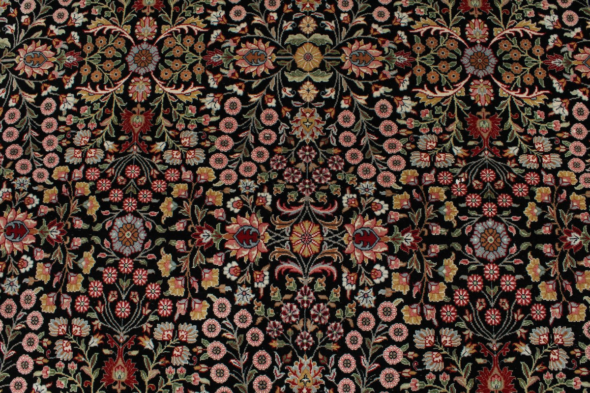 8x12 Black and Ivory Turkish Traditional Rug