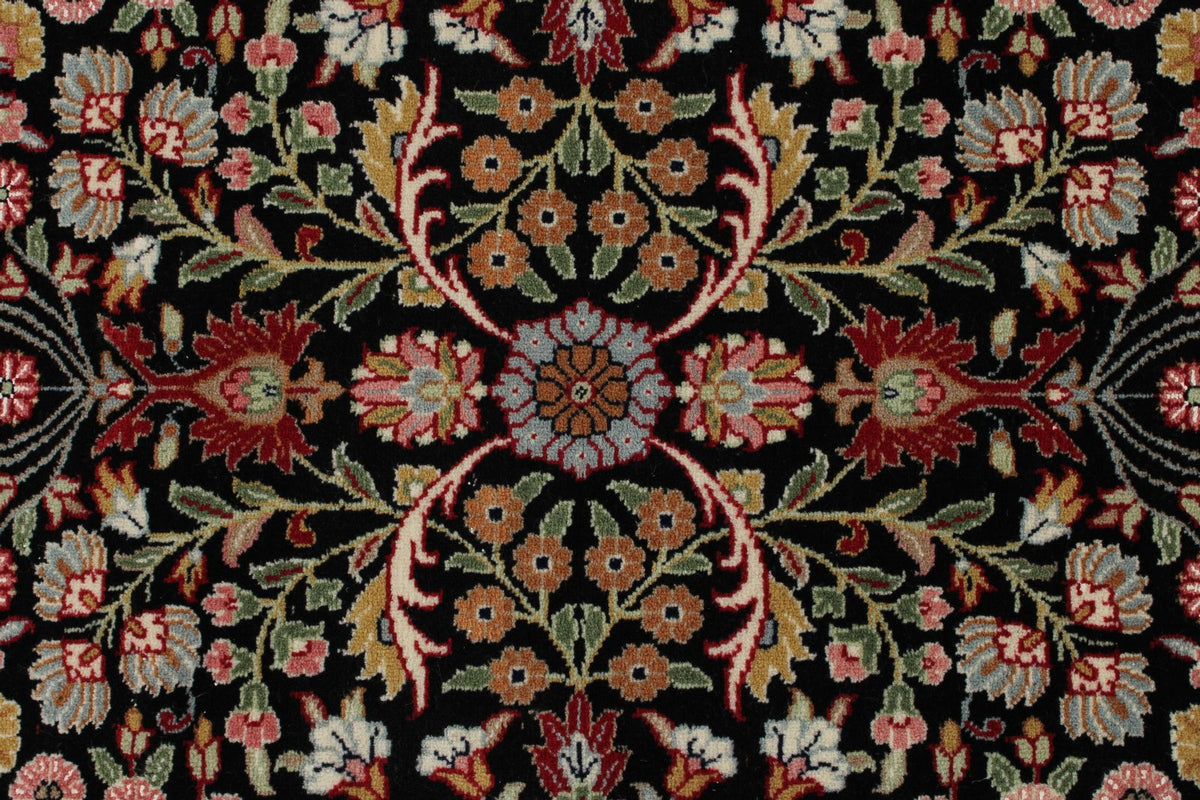 8x12 Black and Ivory Turkish Traditional Rug