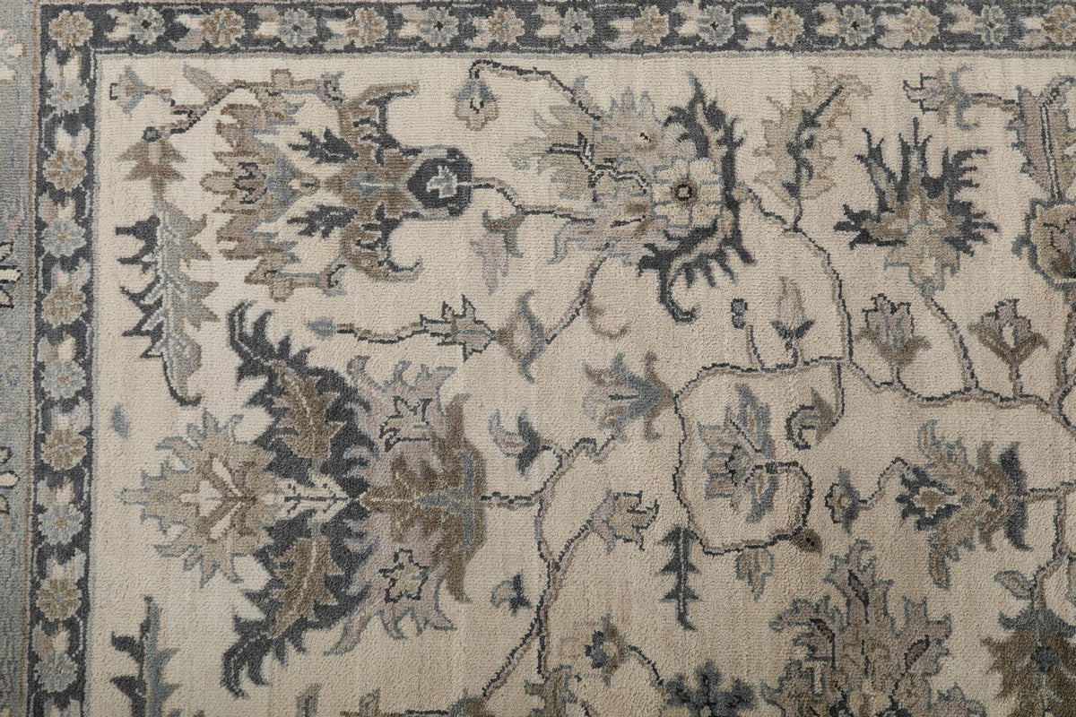 8x10 Ivory and Gray Persian Rug