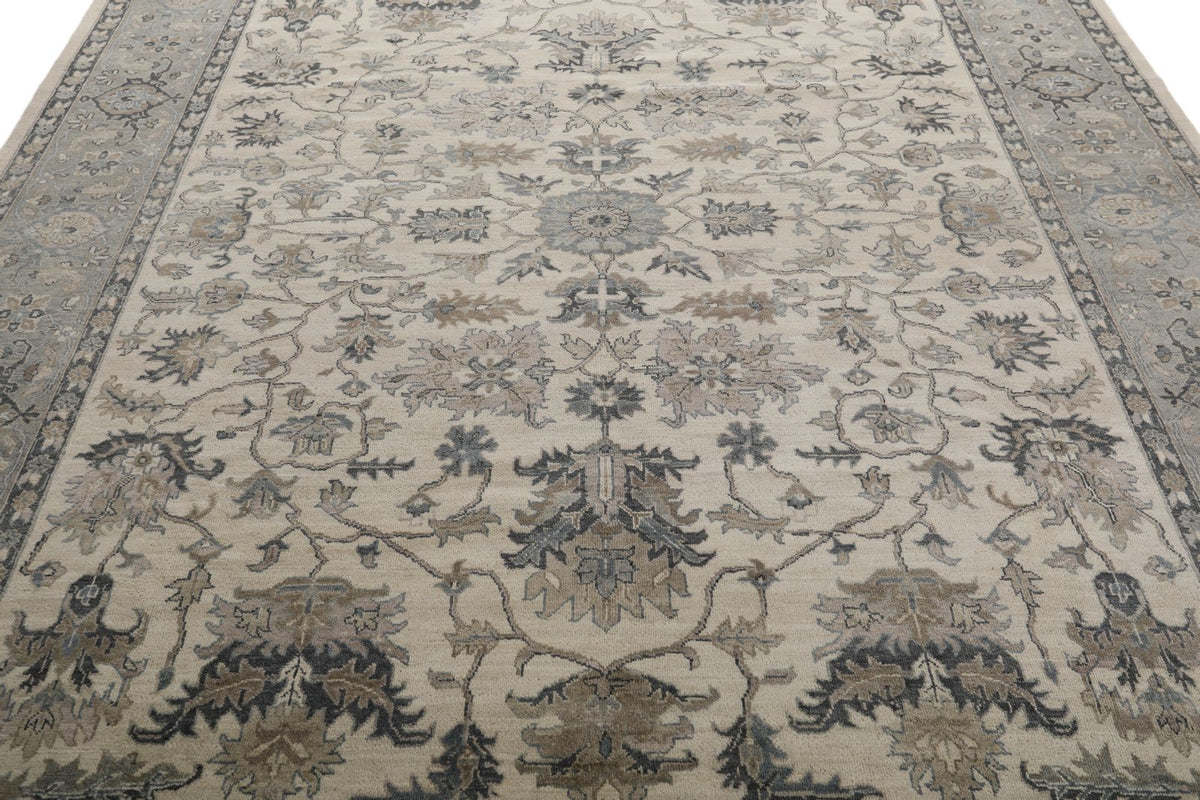 8x10 Ivory and Gray Persian Rug