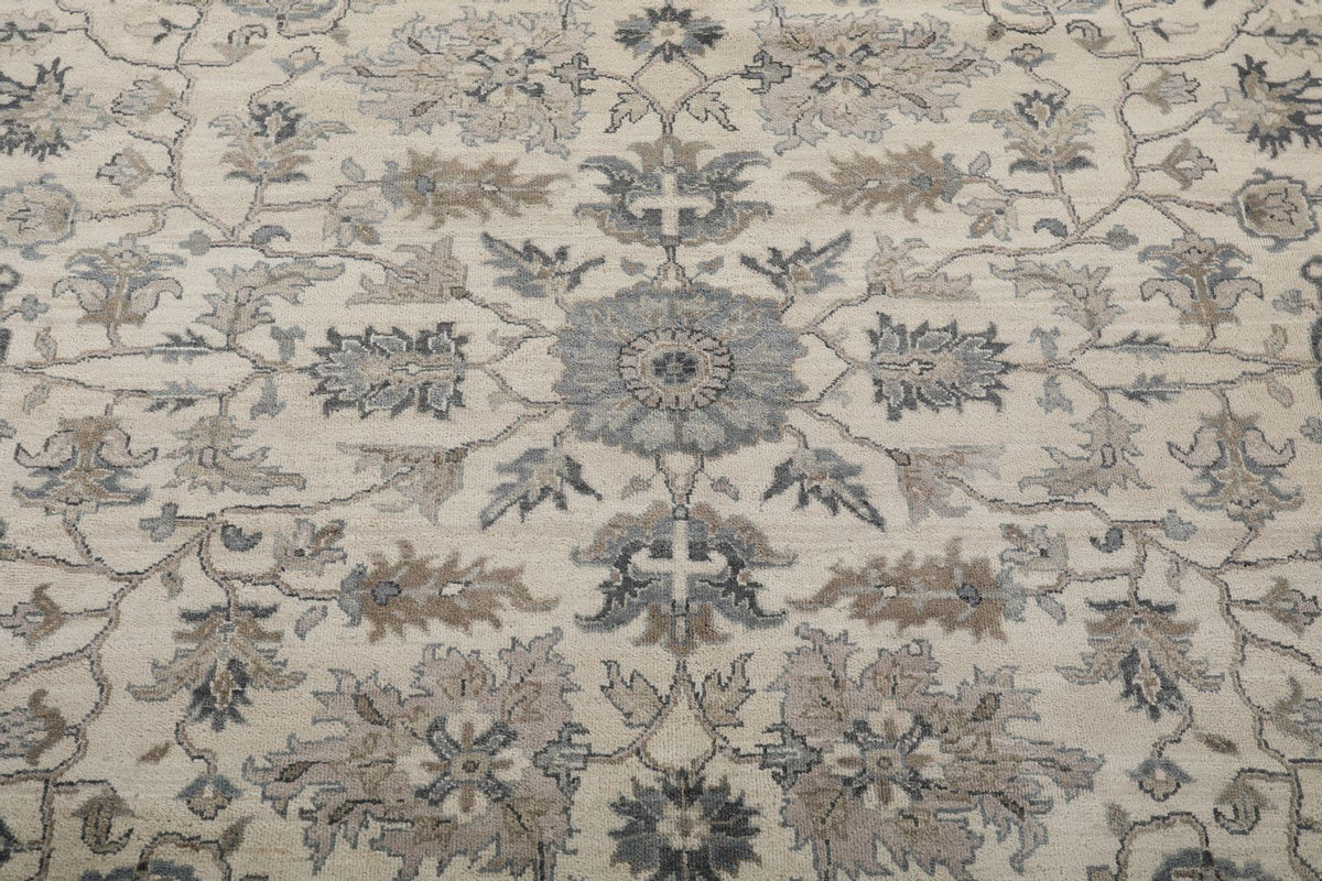 8x10 Ivory and Gray Persian Rug