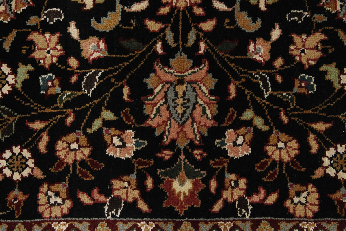 3x7 Black and Ivory Traditional Runner