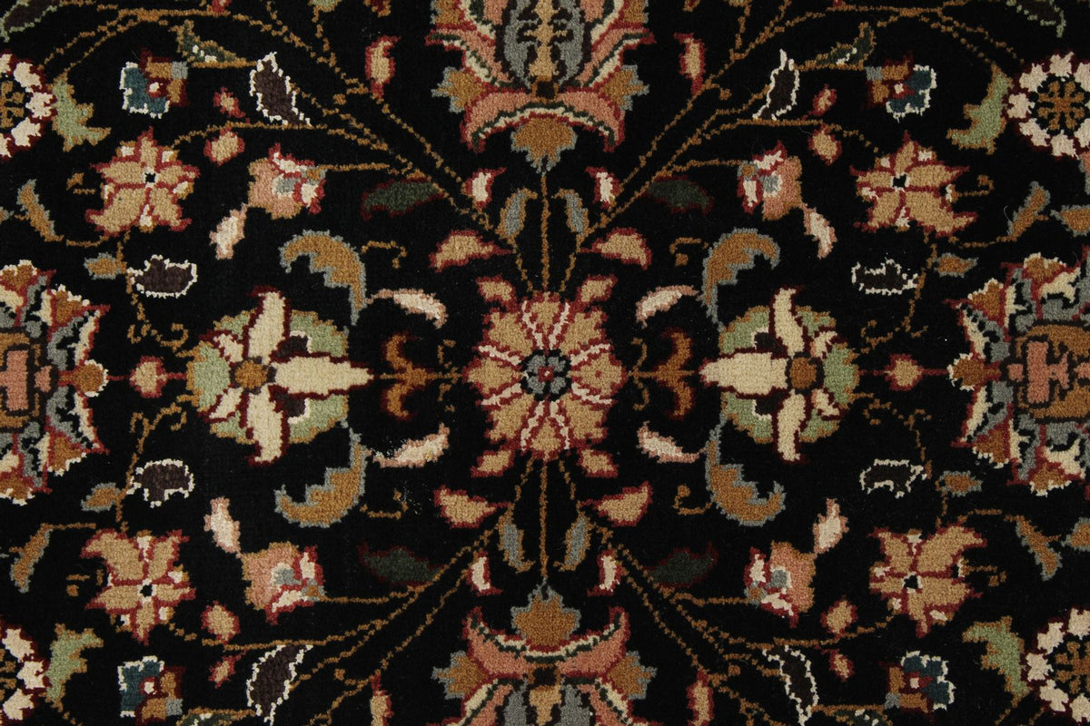 3x7 Black and Ivory Traditional Runner