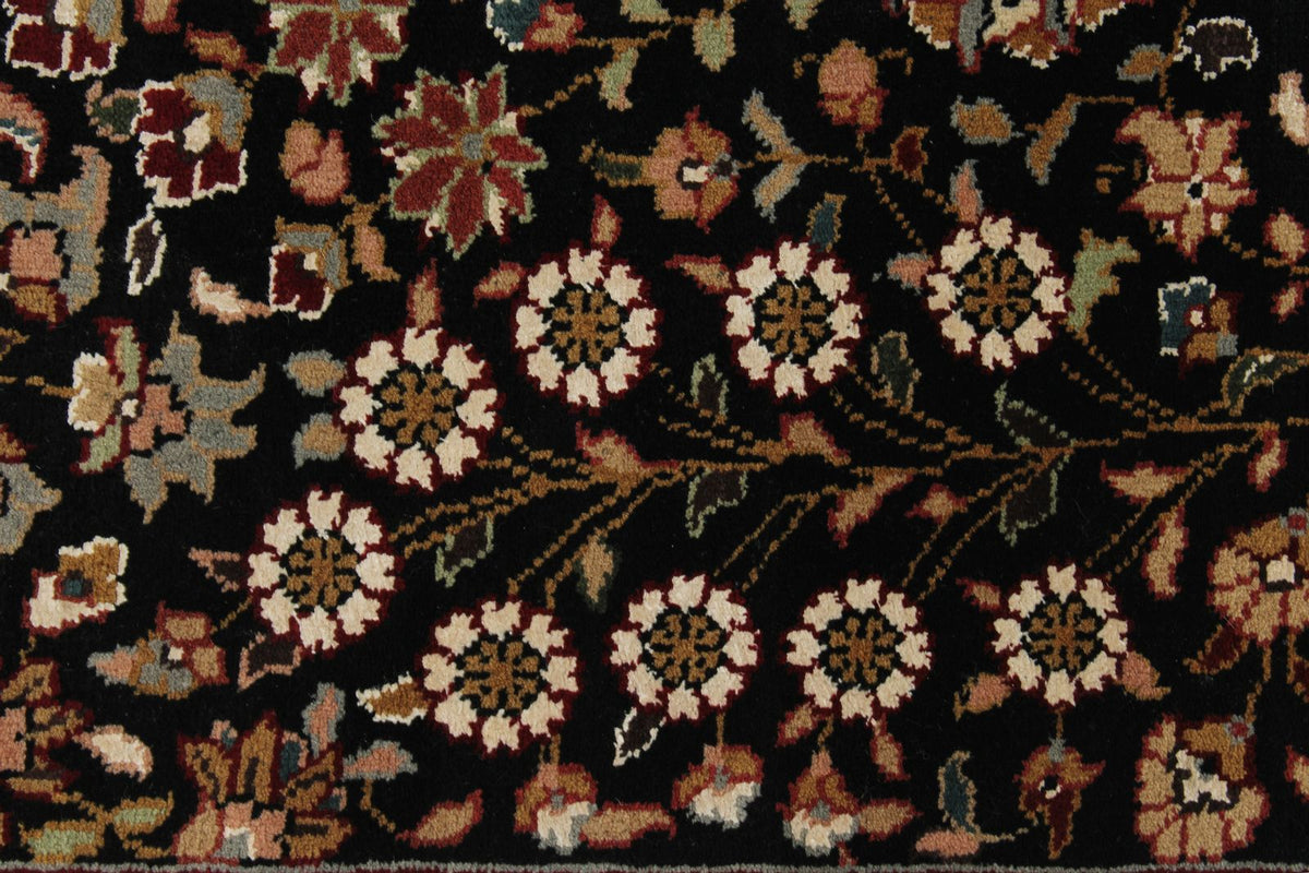 3x7 Black and Ivory Traditional Runner