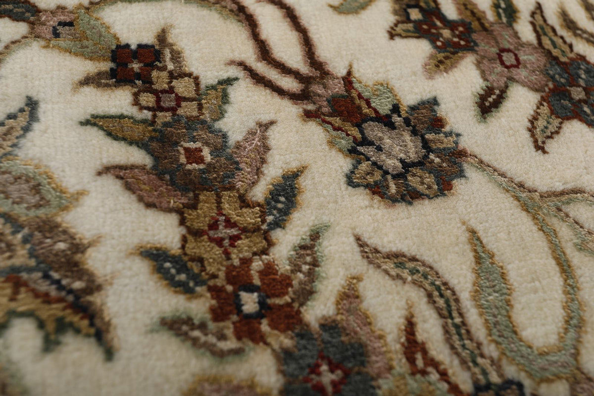 8x10 Ivory and Gray Turkish Tribal Rug