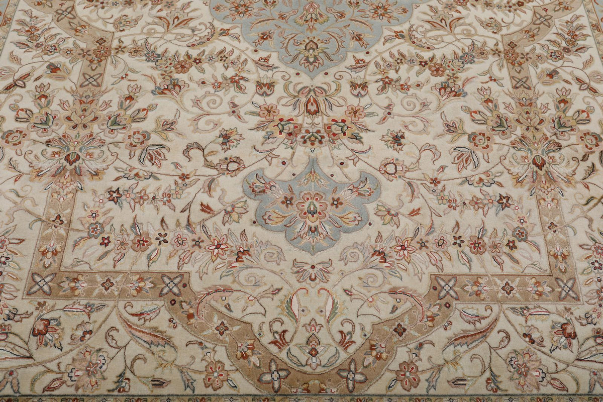 8x10 Ivory and Gray Turkish Tribal Rug