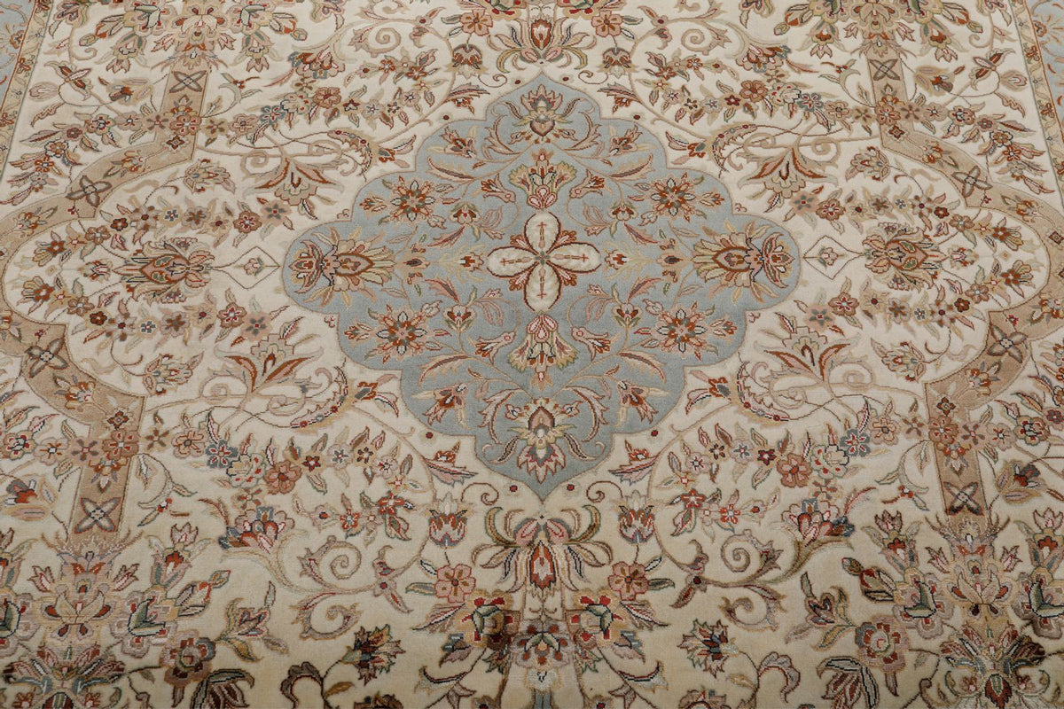 8x10 Ivory and Gray Turkish Tribal Rug