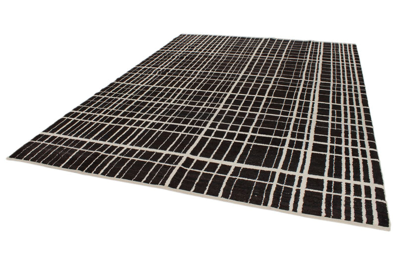 8x12 Black and White Modern Contemporary Rug