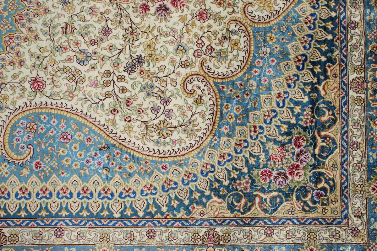 5x8 Beige and Blue Turkish Silk Rug