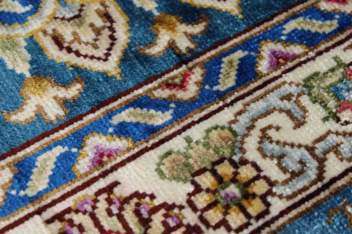 5x8 Beige and Blue Turkish Silk Rug