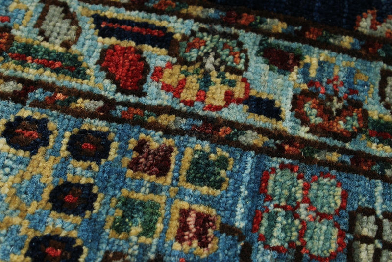 6x9 Navy and Blue Traditional Rug