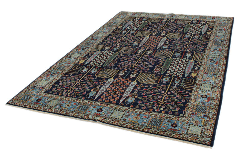 6x9 Navy and Blue Traditional Rug