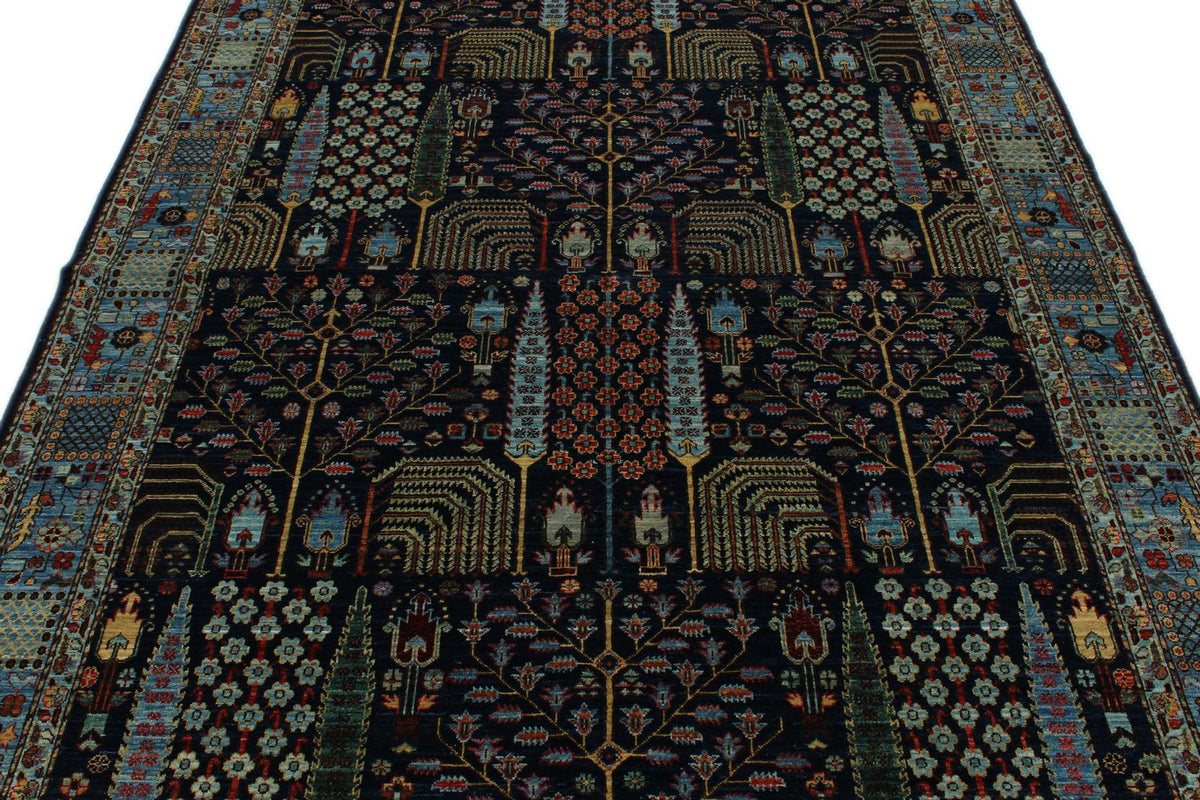 6x9 Navy and Blue Traditional Rug