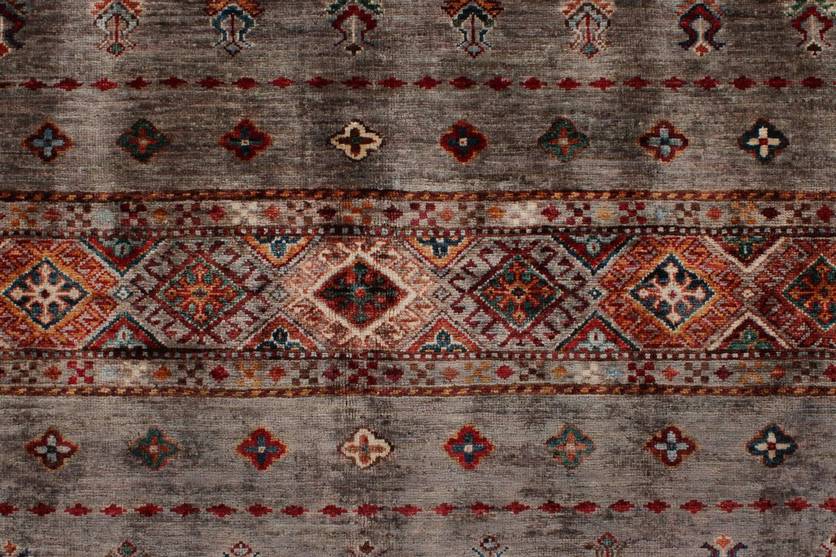 6x9 Rose and Multicolor Tribal Rug