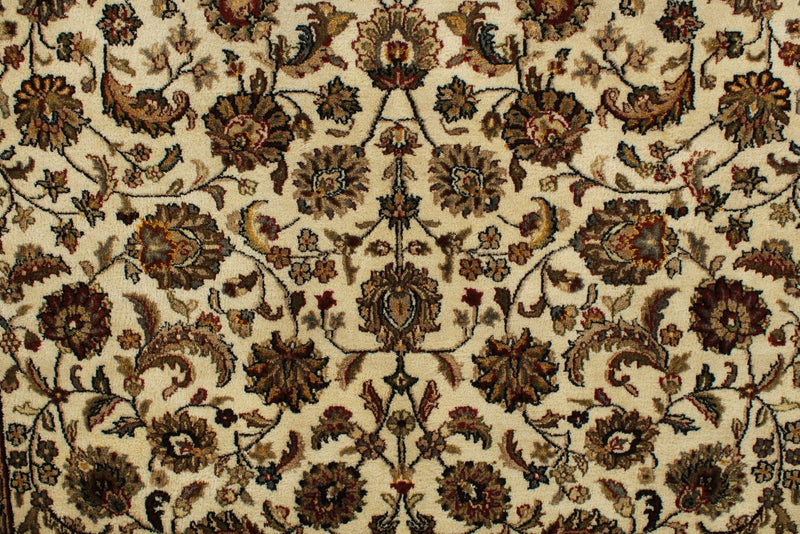 6x8 Ivory and Red Turkish Traditional Rug