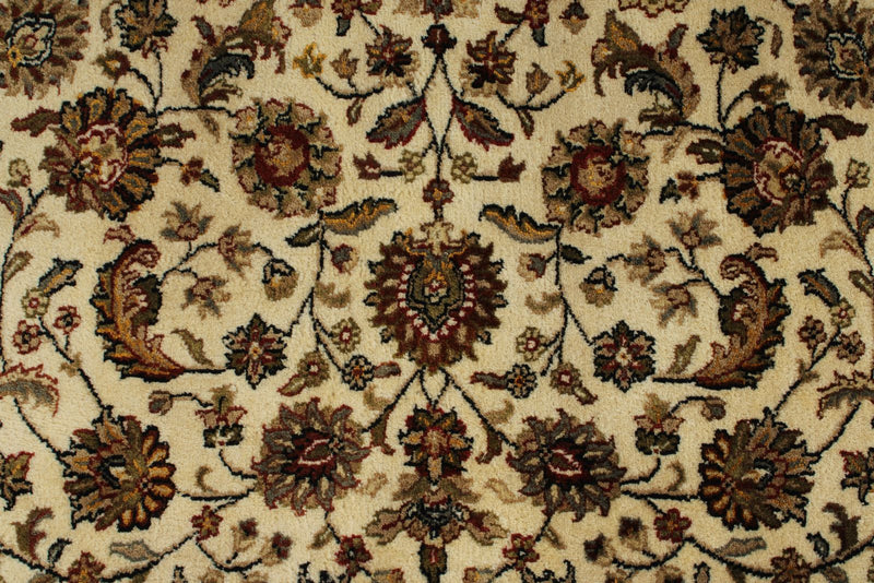 6x8 Ivory and Red Turkish Traditional Rug