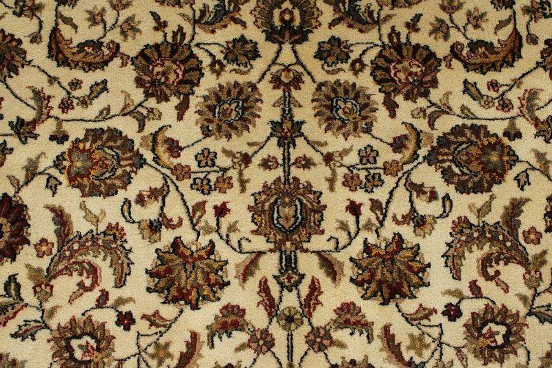 6x8 Ivory and Red Turkish Traditional Rug
