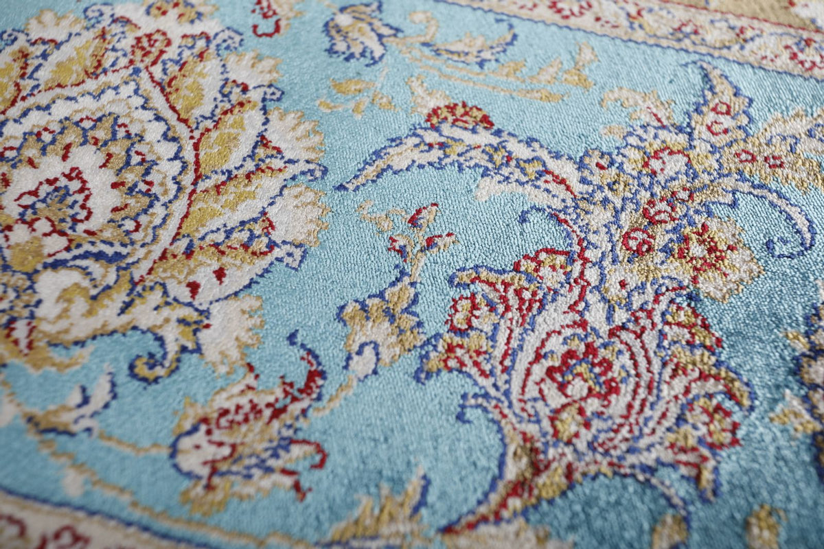 5x8 Ivory and Blue Turkish Antep Rug