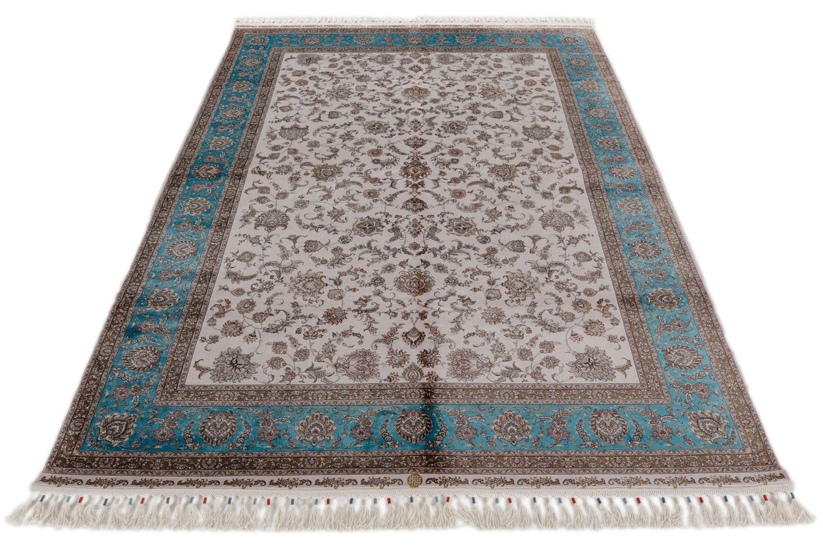5x8 Ivory and Blue Turkish Antep Rug