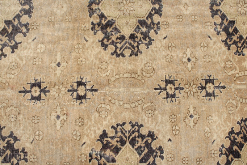 6x10 Ivory and Beige Turkish Anatolian Rug