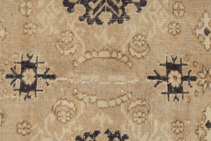 6x10 Ivory and Beige Turkish Anatolian Rug