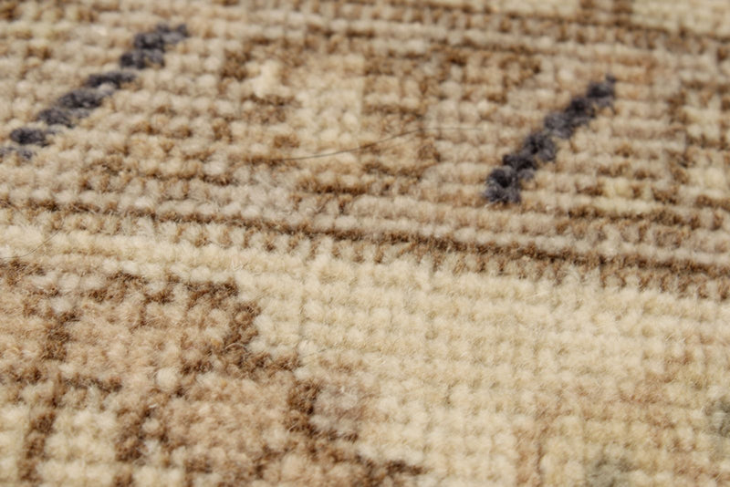 6x10 Ivory and Beige Turkish Anatolian Rug