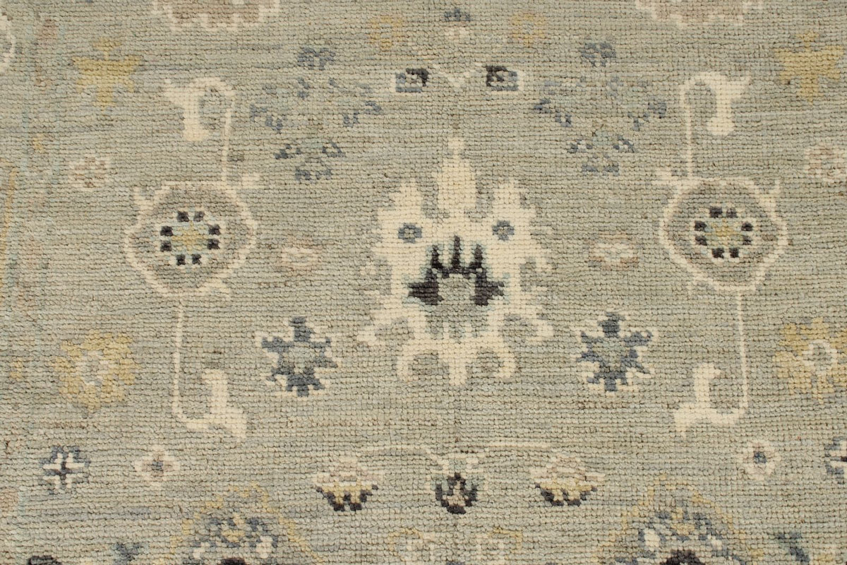 4x6 Ivory and Multicolor Turkish Oushak Rug