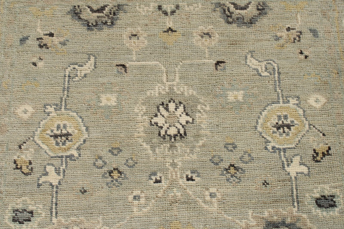 4x6 Ivory and Multicolor Turkish Oushak Rug