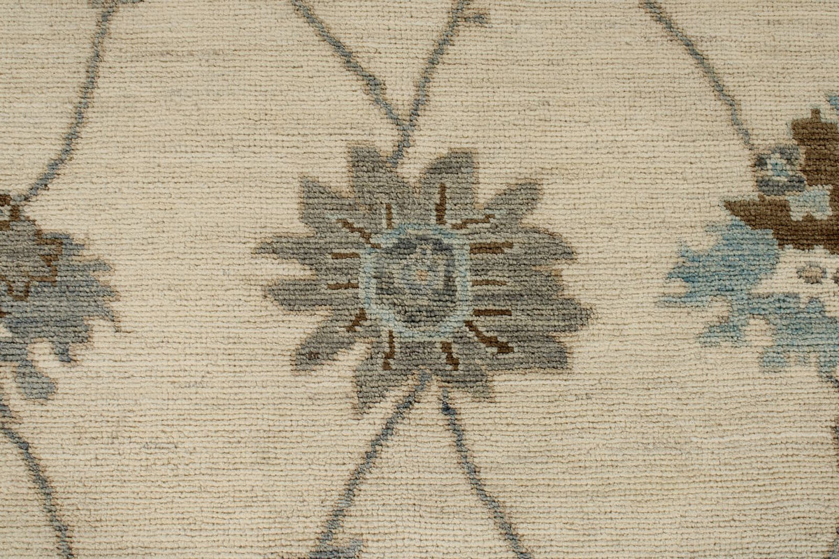 8x12 Ivory and Gray Turkish Oushak Rug