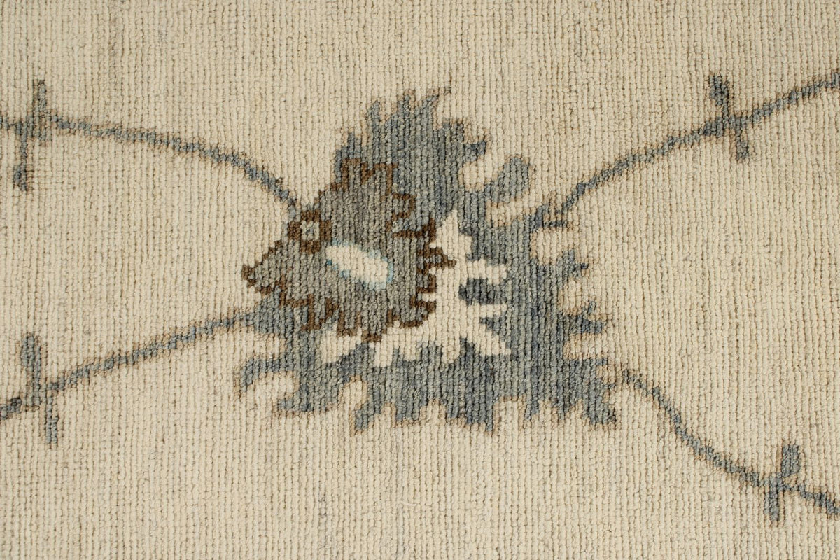 8x12 Ivory and Gray Turkish Oushak Rug