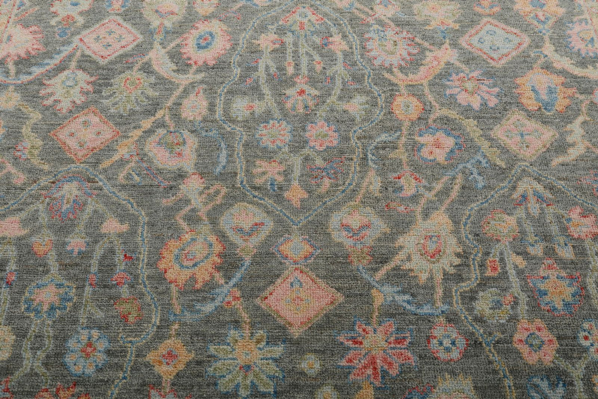 8x10 Gray and Red Turkish Oushak Rug