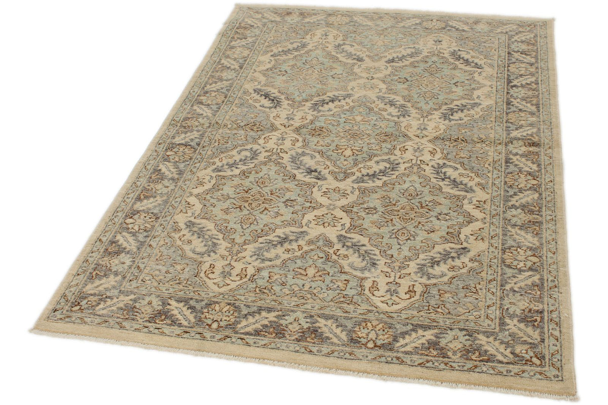 4x6 Gray and Ivory Turkish Oushak Rug