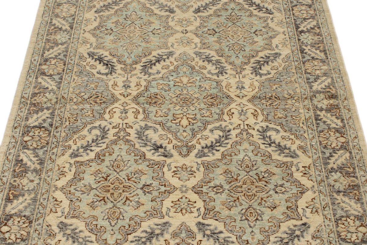 4x6 Gray and Ivory Turkish Oushak Rug
