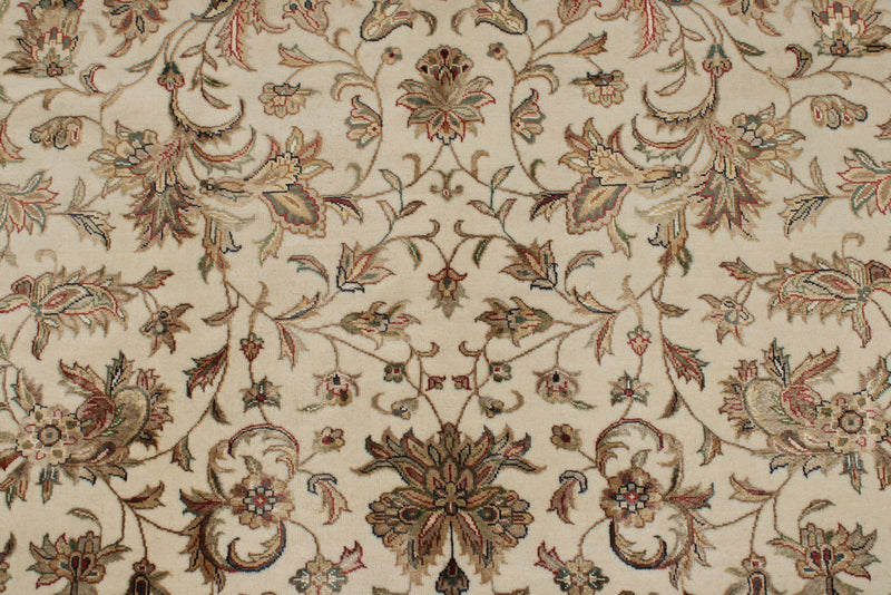 5x7 Beige and Burgundy Persian Rug