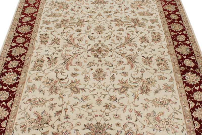 5x7 Beige and Burgundy Persian Rug