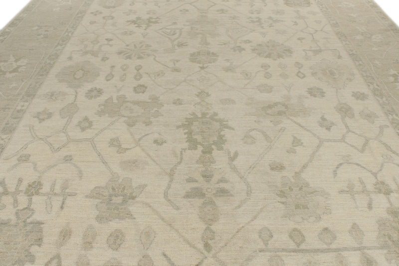 10x14 Ivory and Beige Turkish Oushak Rug