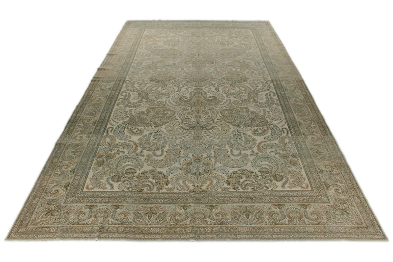 10x18 Ivory and Multicolor Turkish Oushak Rug
