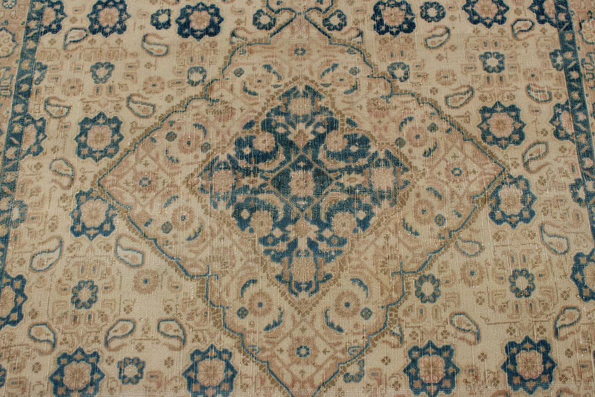 5x7 Ivory and Multicolor Turkish Tribal Rug