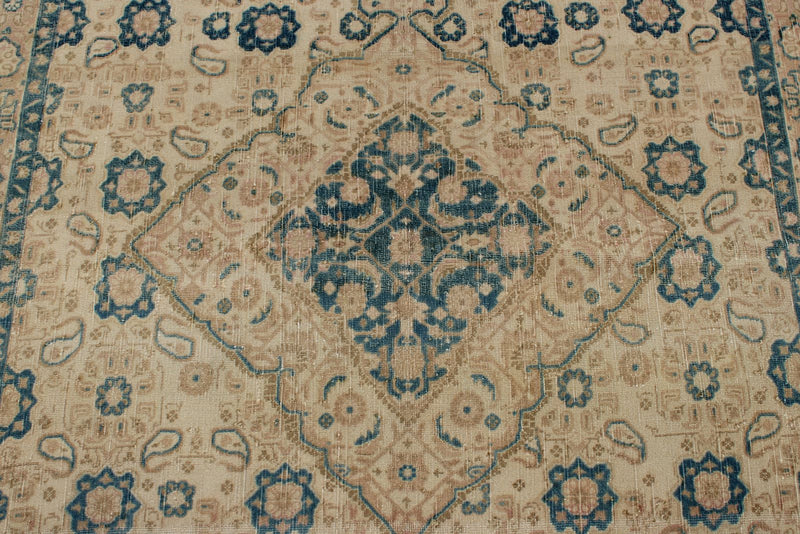 5x7 Ivory and Multicolor Turkish Tribal Rug