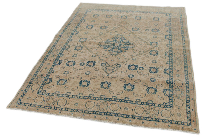 5x7 Ivory and Multicolor Turkish Tribal Rug