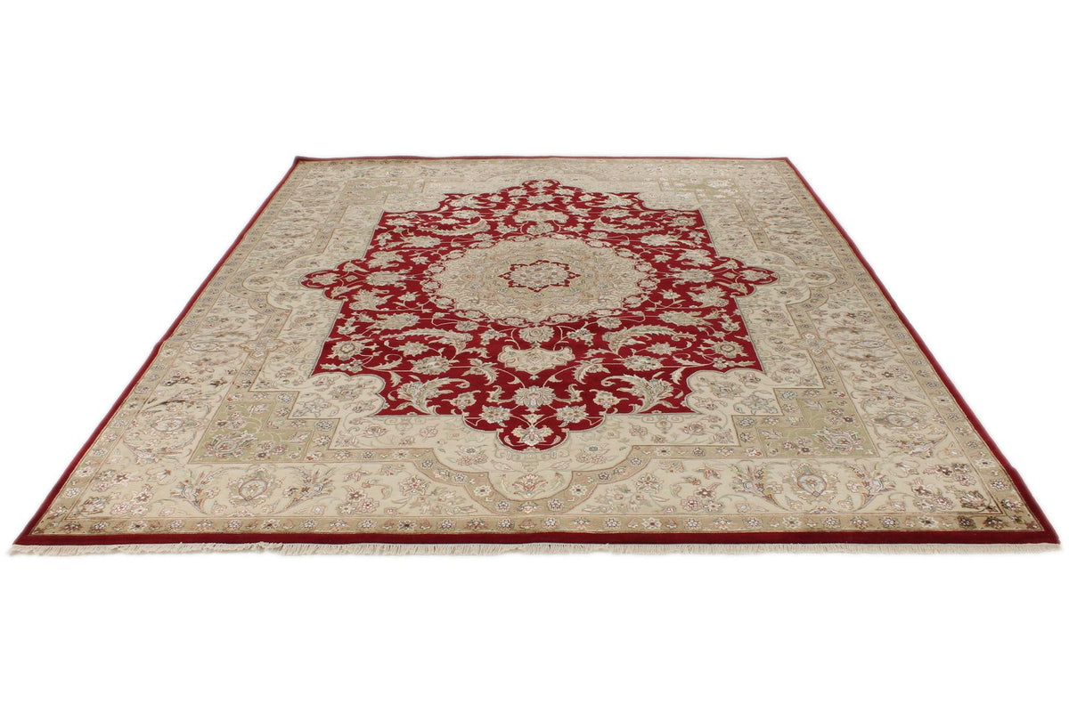8x10 Red and Ivory Turkish Silk Rug