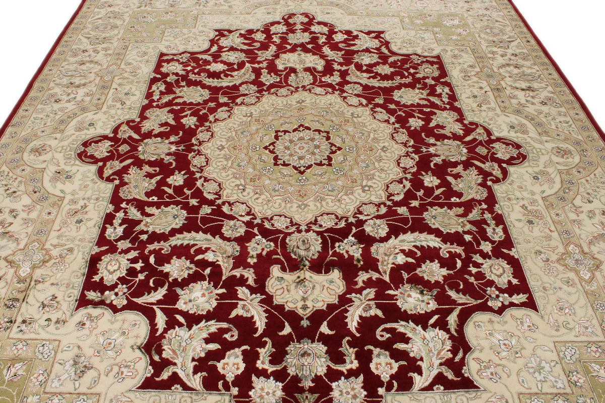 8x10 Red and Ivory Turkish Silk Rug